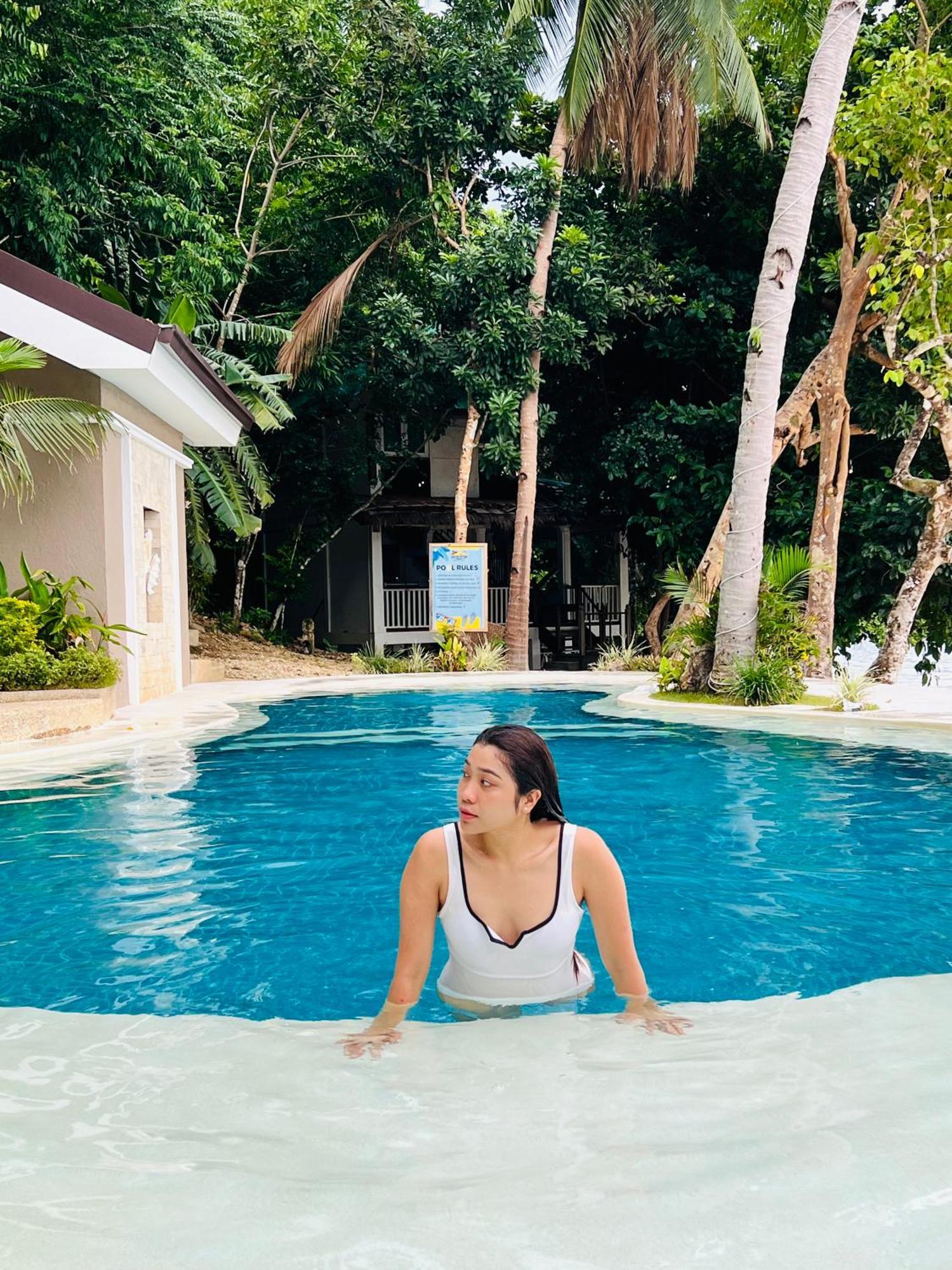 Alam Indah Beach Resort 부수안가 외부 사진
