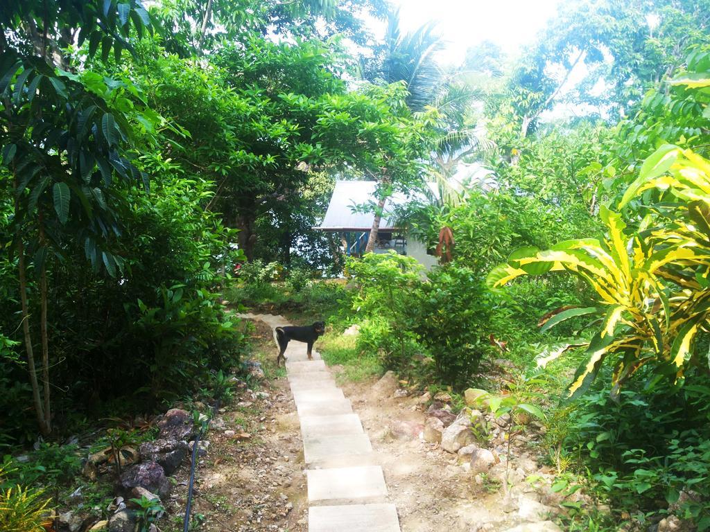 Alam Indah Beach Resort 부수안가 외부 사진