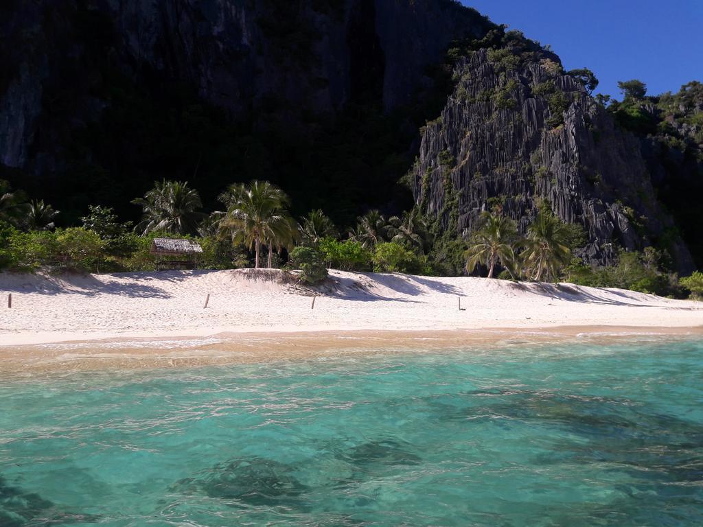 Alam Indah Beach Resort 부수안가 외부 사진