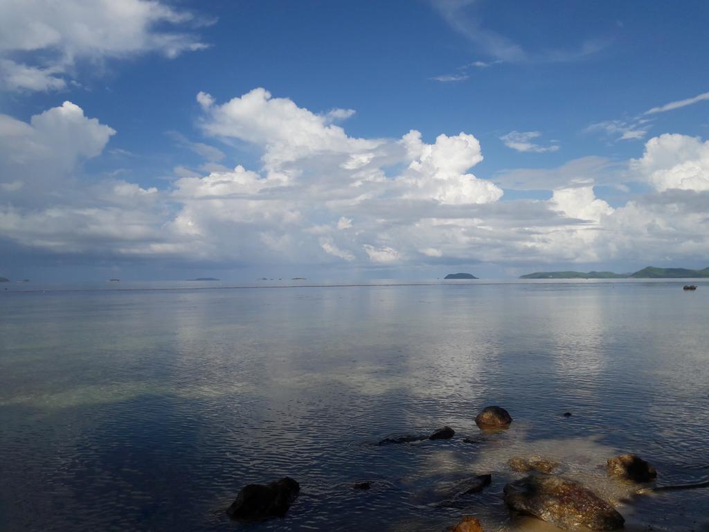 Alam Indah Beach Resort 부수안가 외부 사진